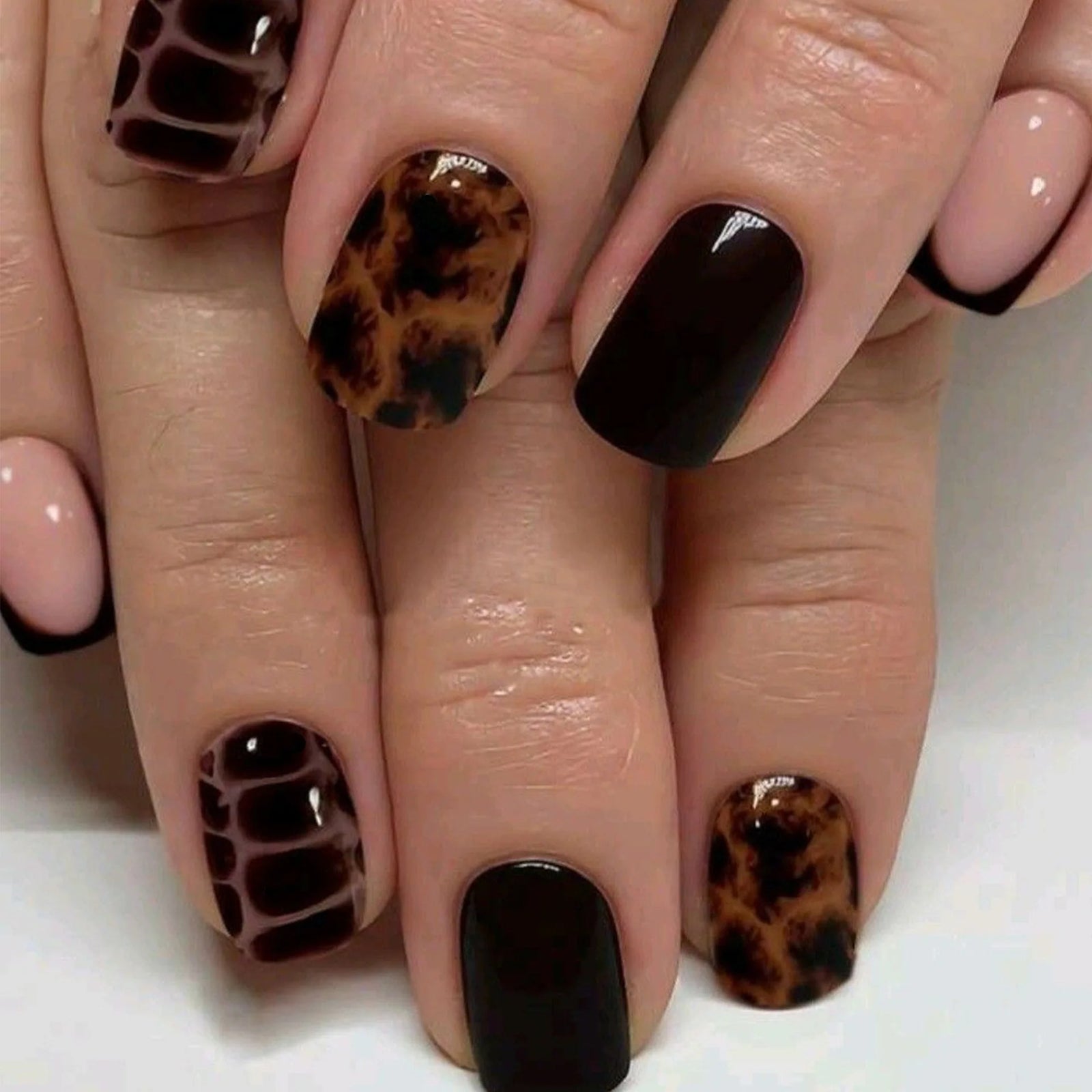 September Love | Press-On Nails